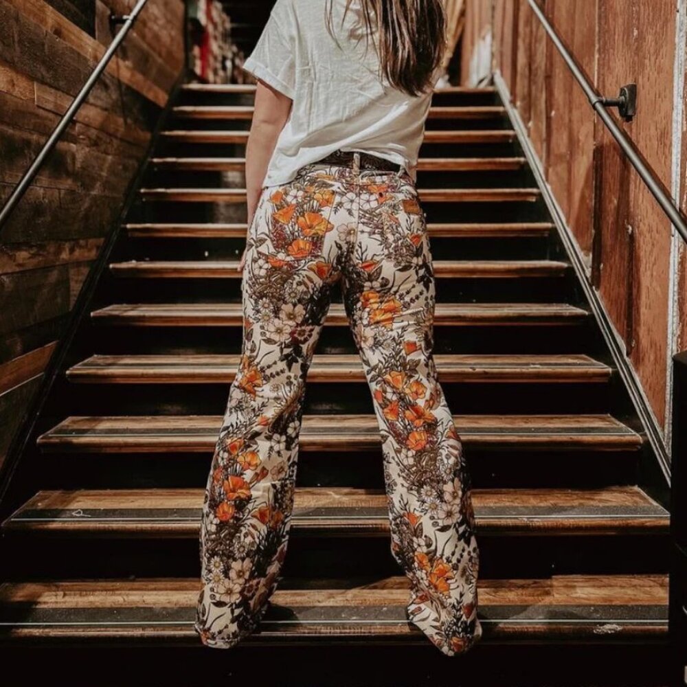 Wrangler Carly Flower Garden Flare - Picture 9 of 10